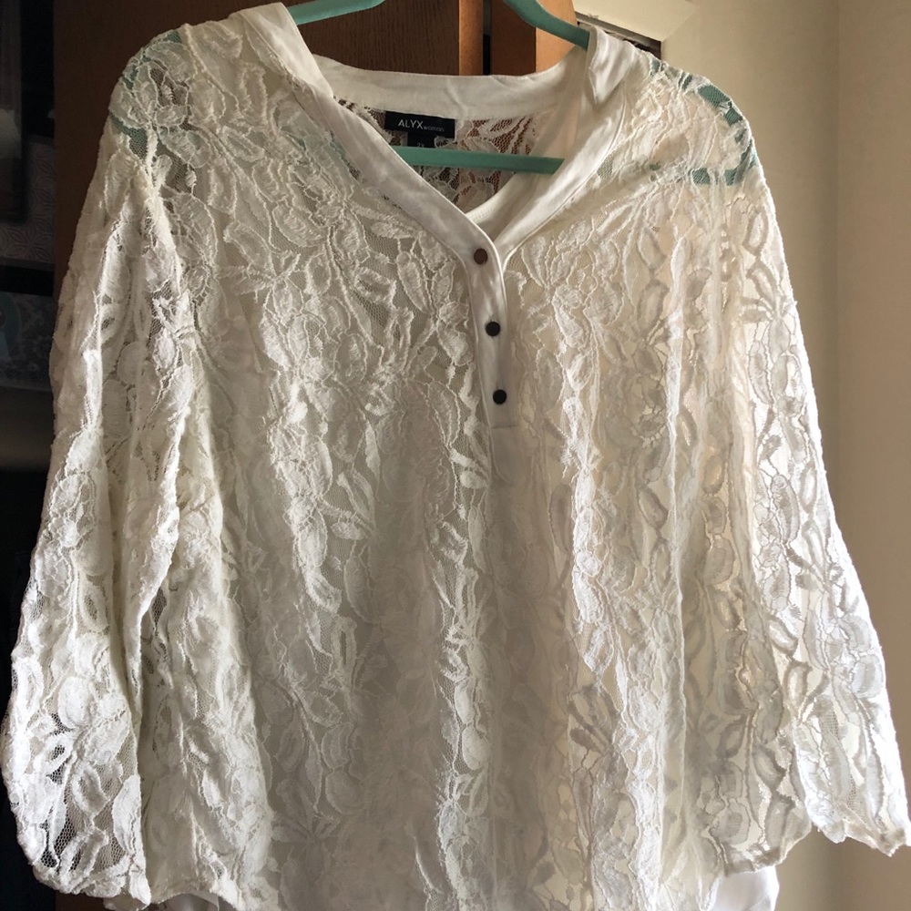 White Lace Top Size 2X